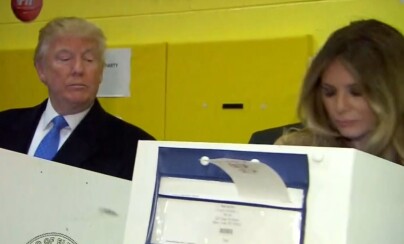 Som far så sønn: Trump-gutta tok en aldri så liten sniktitt da deres utkårede stemte